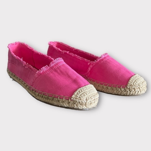 Nine West Slip On Flat Boho Espadrilles | Hot Pink Canvas | Trendy Casual Chic - Picture 1 of 12